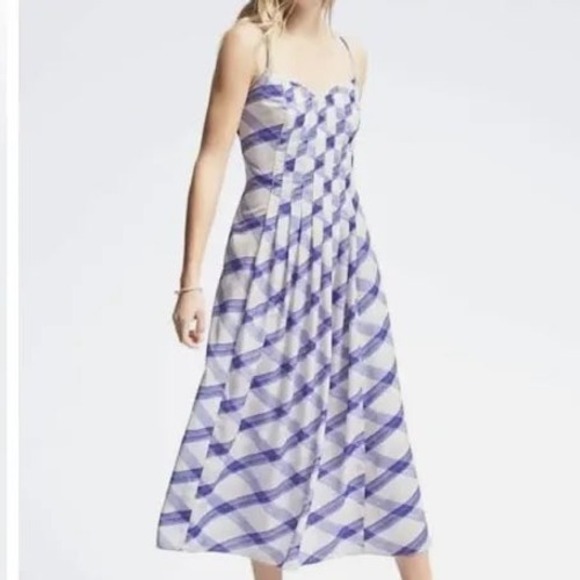 Banana Republic Dresses & Skirts - Banana Republic Purple and White Maxi Dress